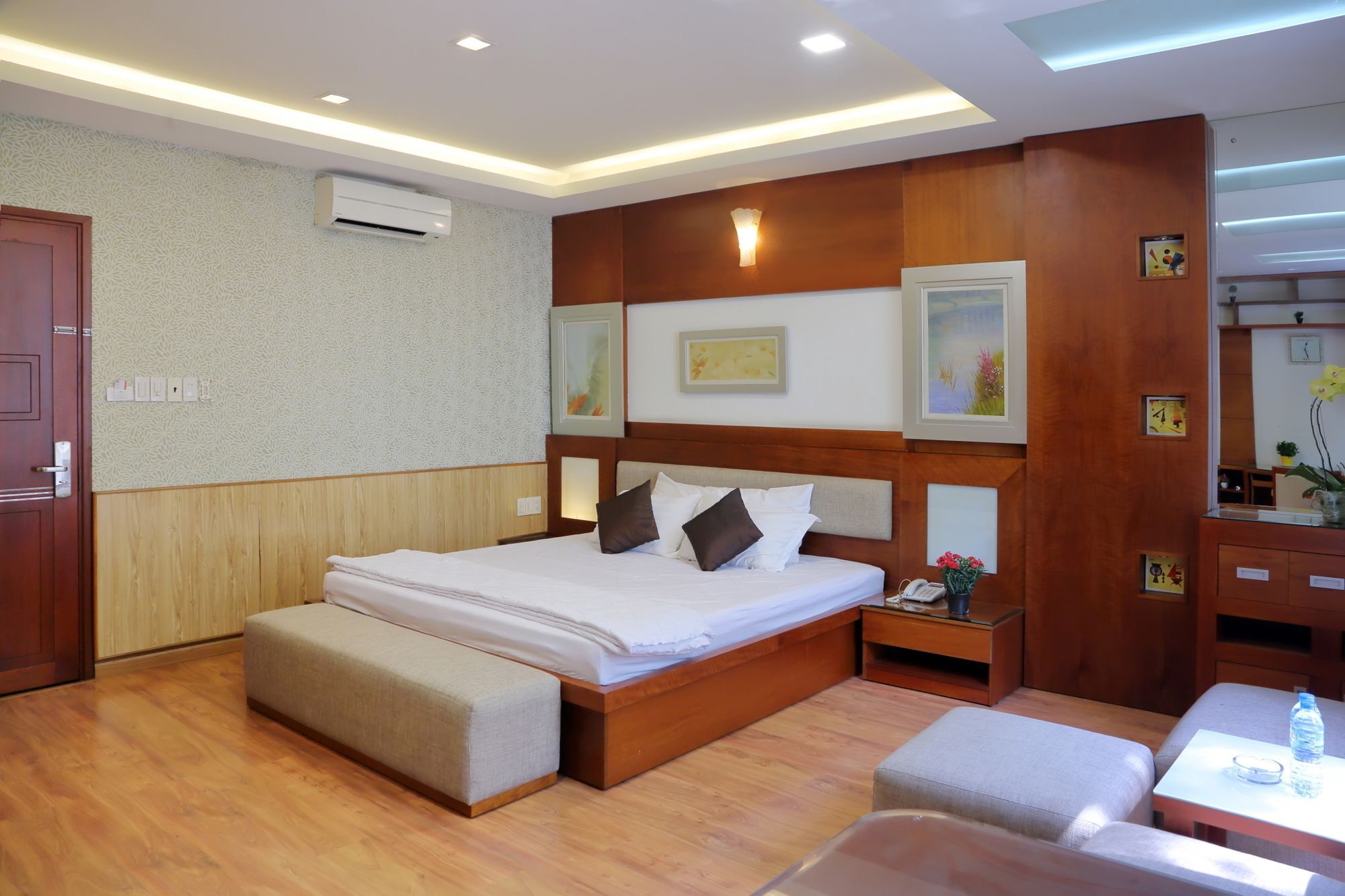 Hotel In Saigon - Phu My Hung 2