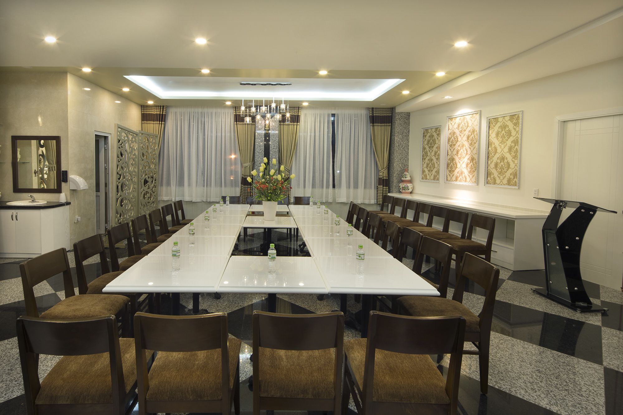 An Binh Hotel 3*