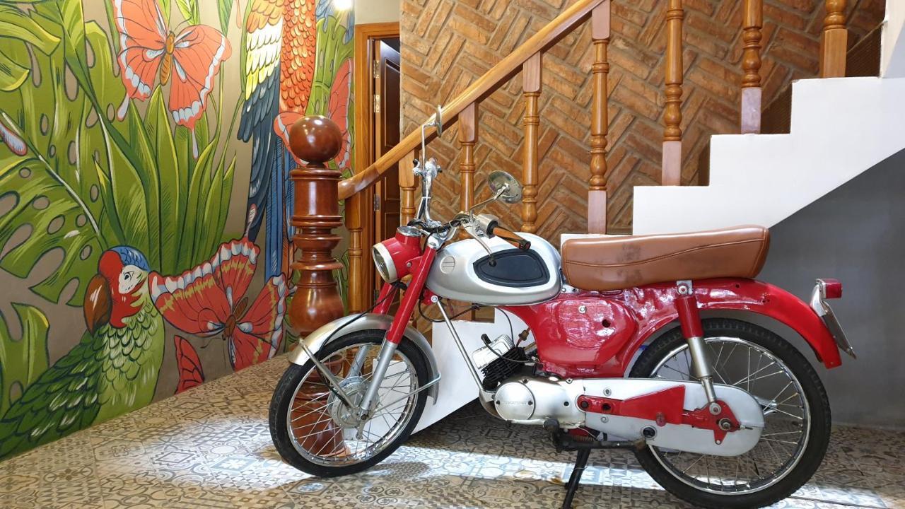 Saigon1984 Vintage Private District 1 With 6 Bedrooms And 6 Bathrooms Holiday home *