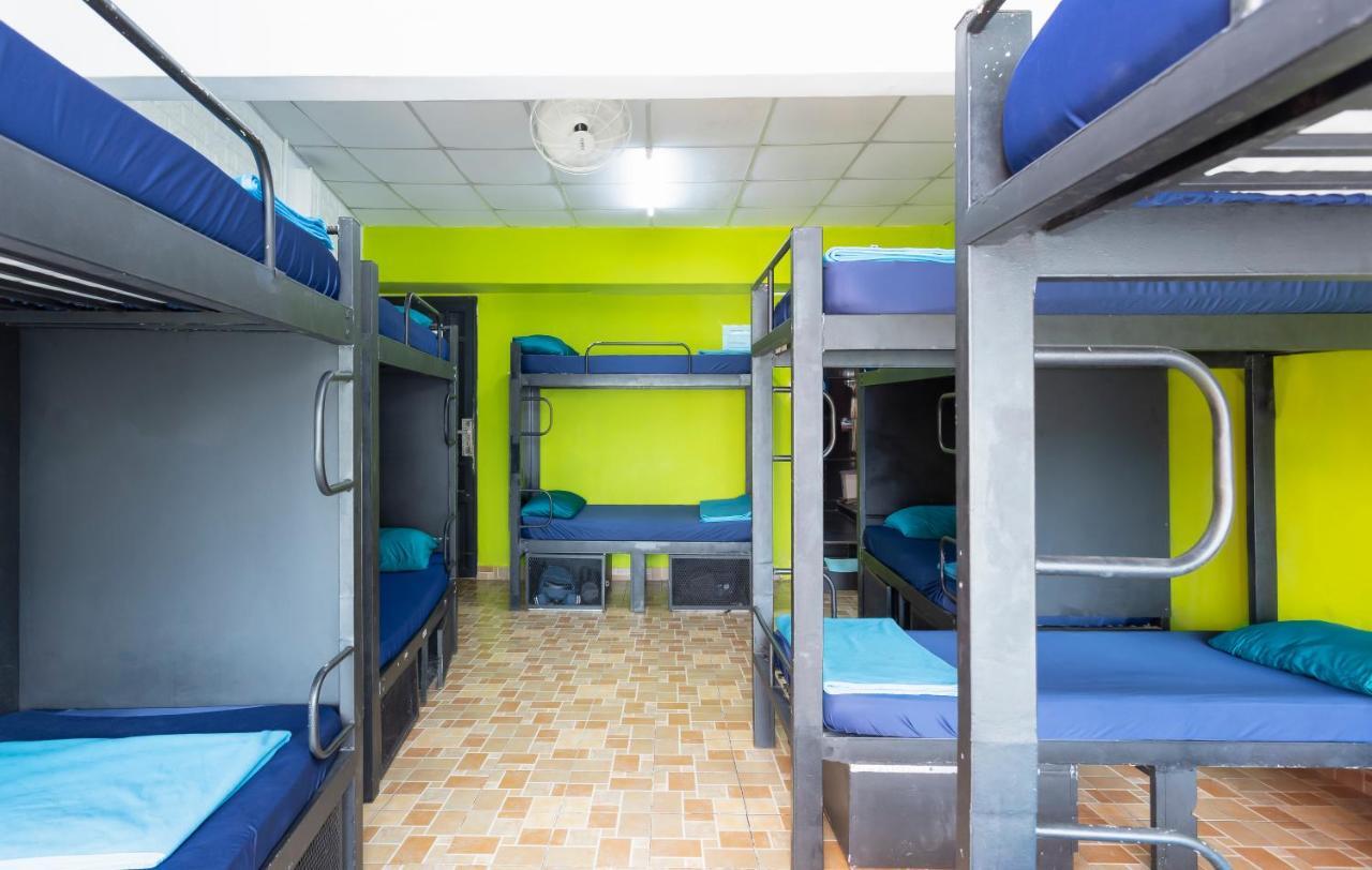 Hangout Hcm (adults Only) * Ho Chi Minh City