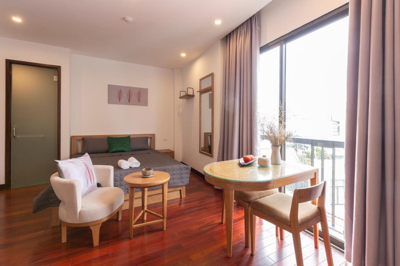 Auhome - Wooden Apartment *
