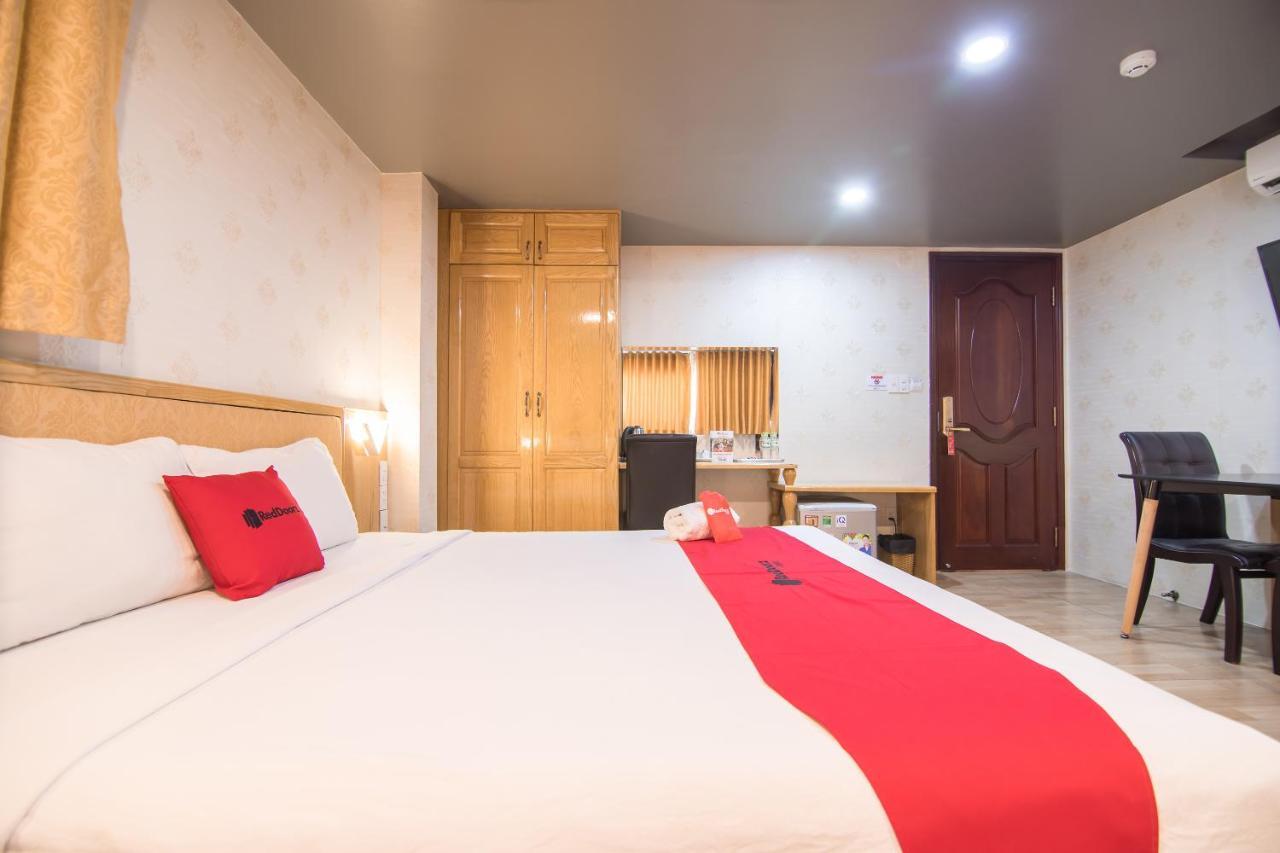 Reddoorz Near Secc Ho Chi Minh City