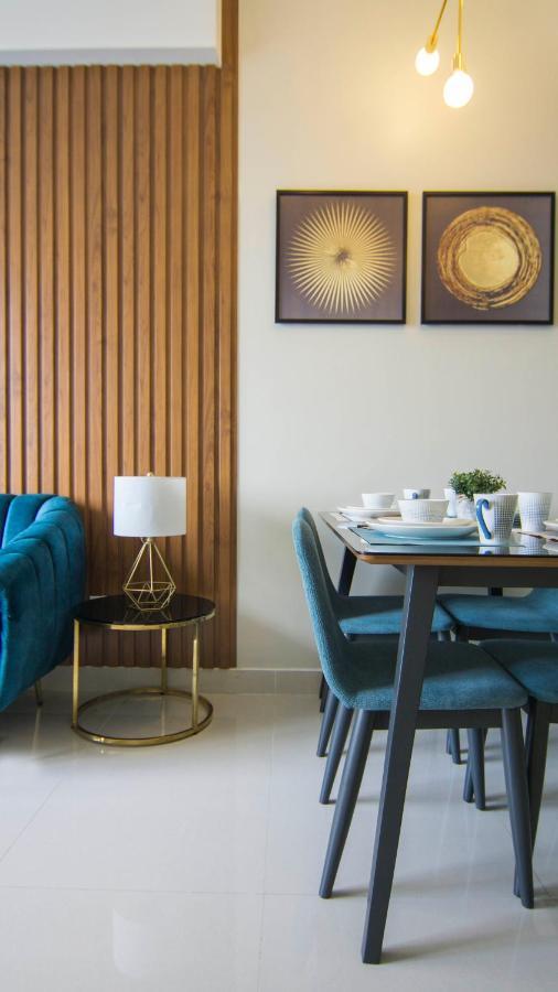Saigon 9 - Rivergate Infinity Pool Apartment *