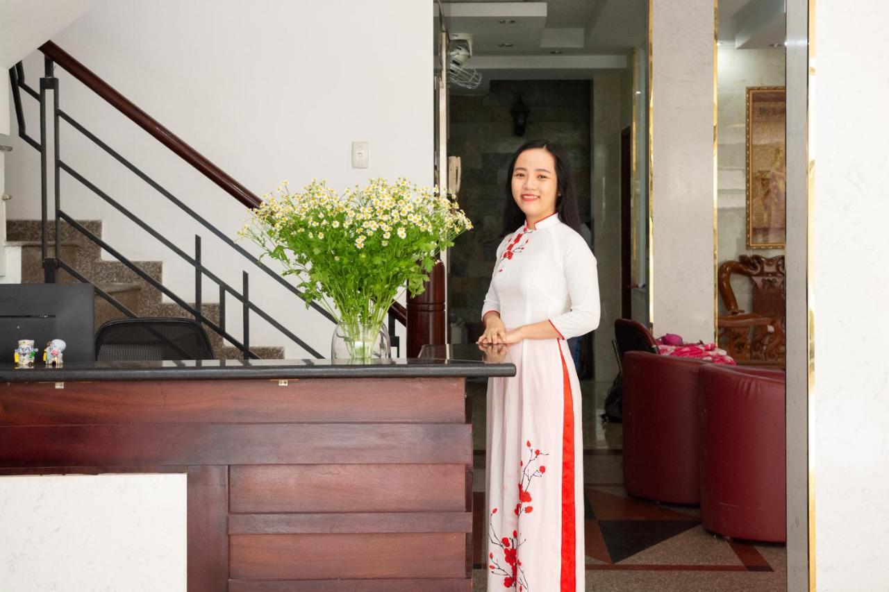 Hong Ha - Dai Truyen Hinh Htv 3*
