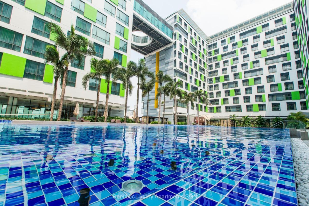 Aparthotel Republic *
