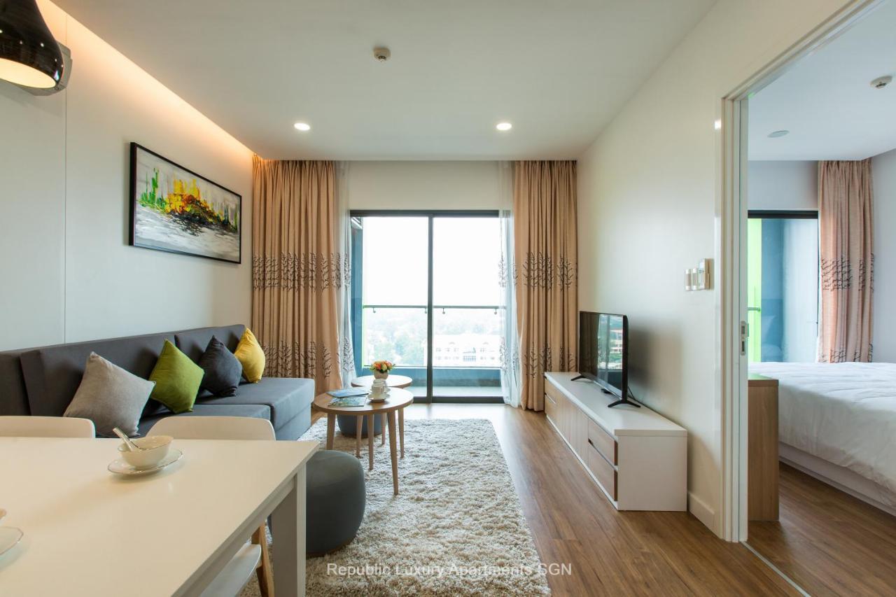 Aparthotel Republic *