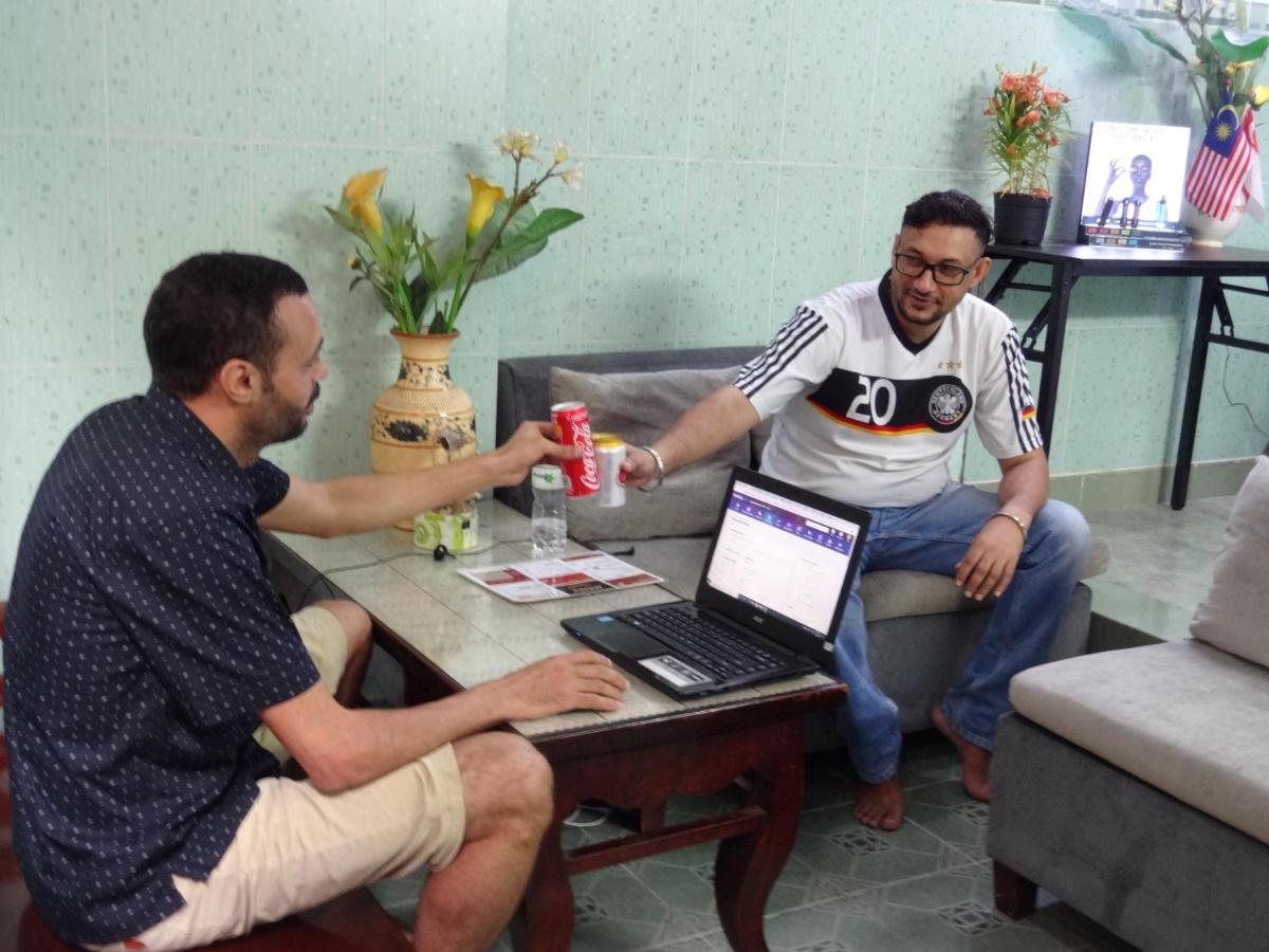 Language Exchange 2 Hostel *