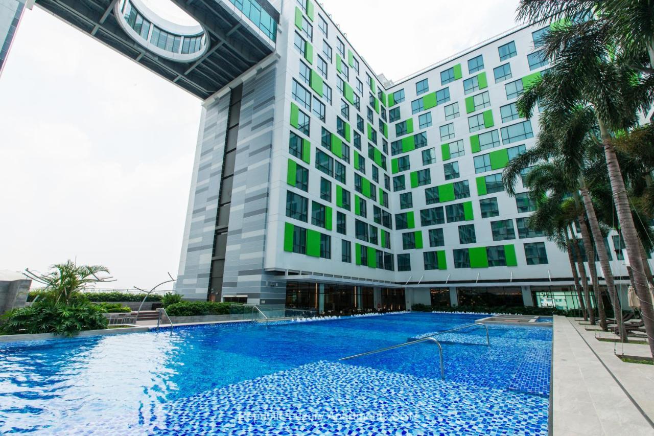 Republic Aparthotel *