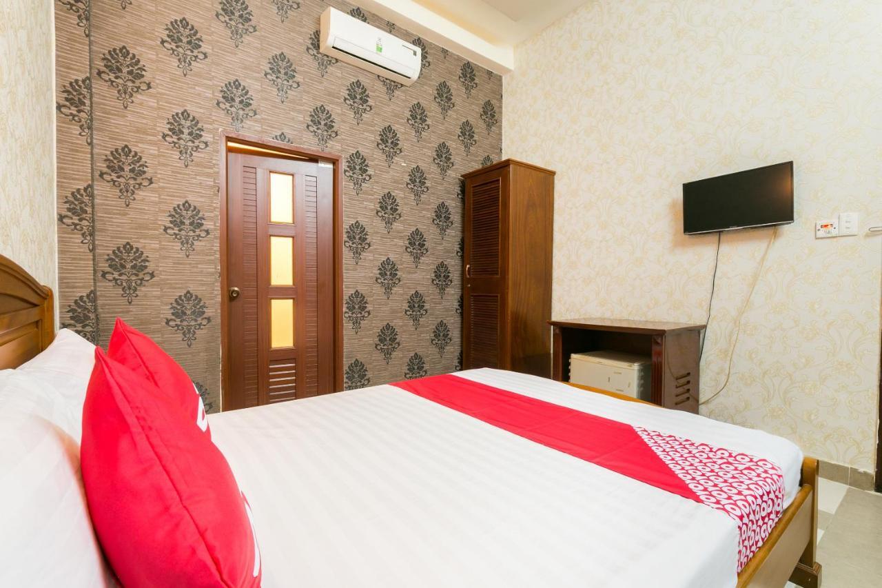 Oyo 568 Hoàng Long Khách sạn