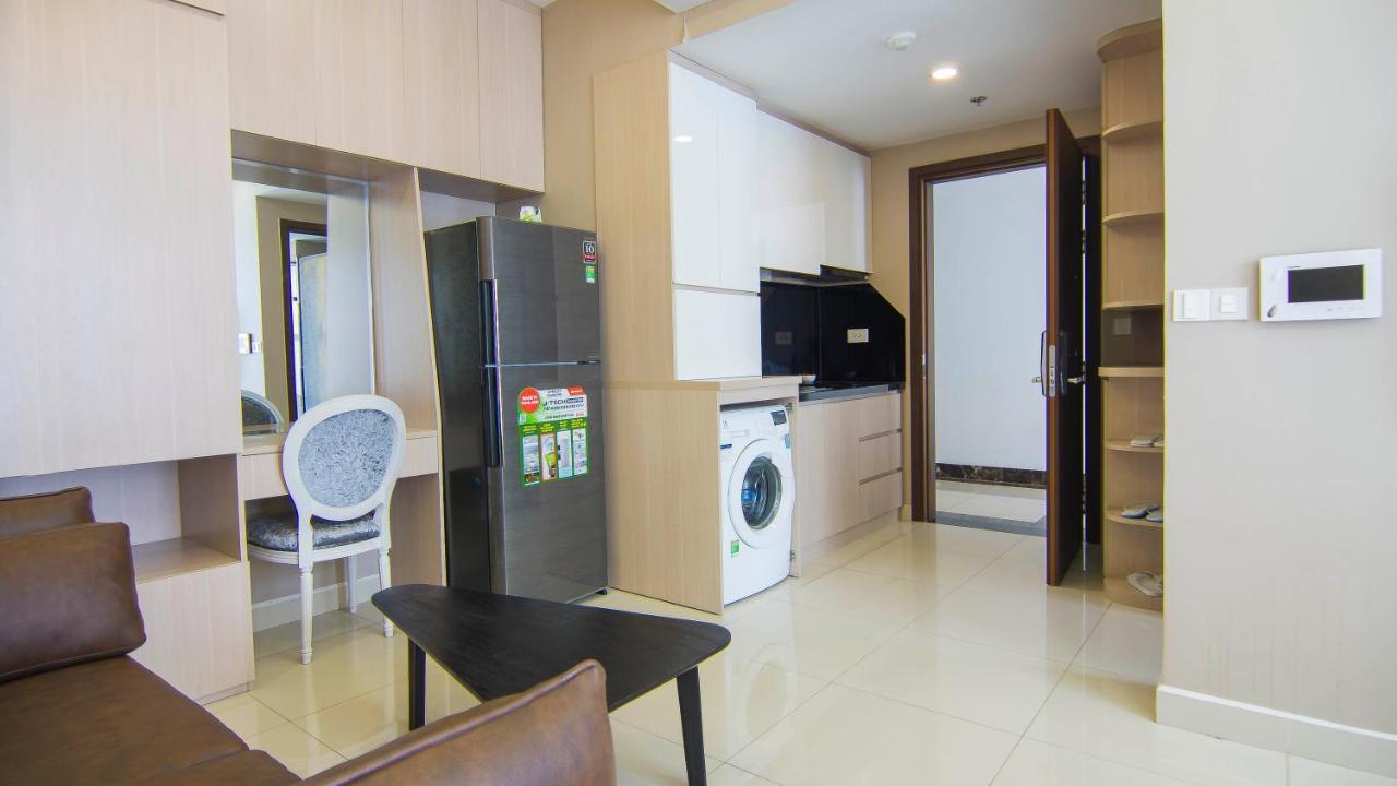 Sai Gon Party Studio-free Pool And Gym At Center Apartment *