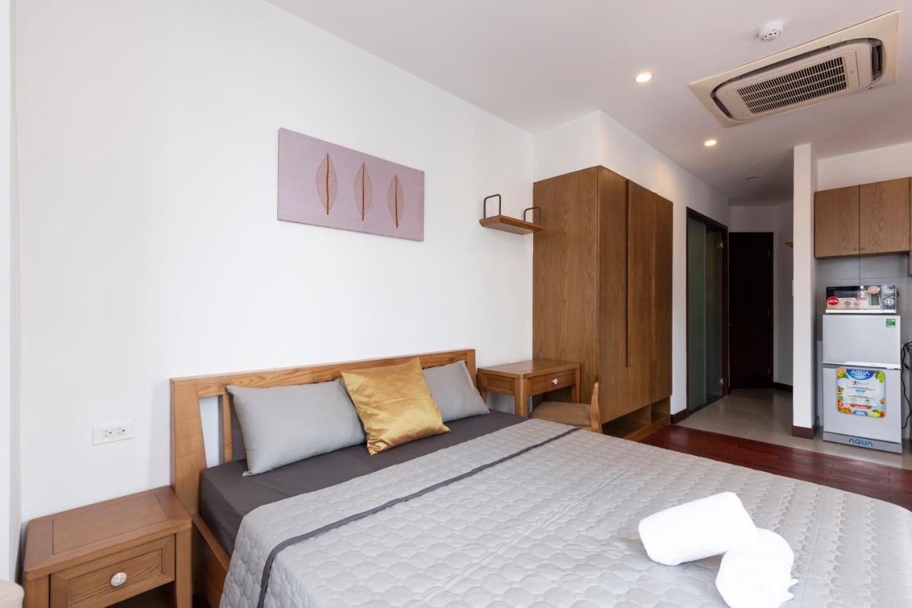 Auhome - Wooden Apartment Ho Chi Minh City