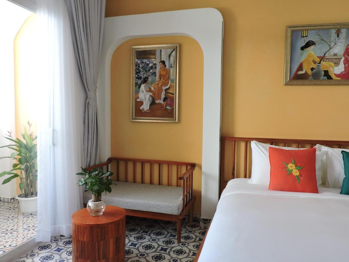 Hotel Chez Mimosa Local
