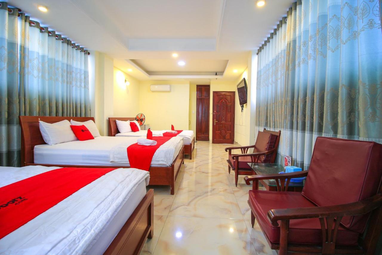 Reddoorz Plus @ Dong Den Street Ho Chi Minh City
