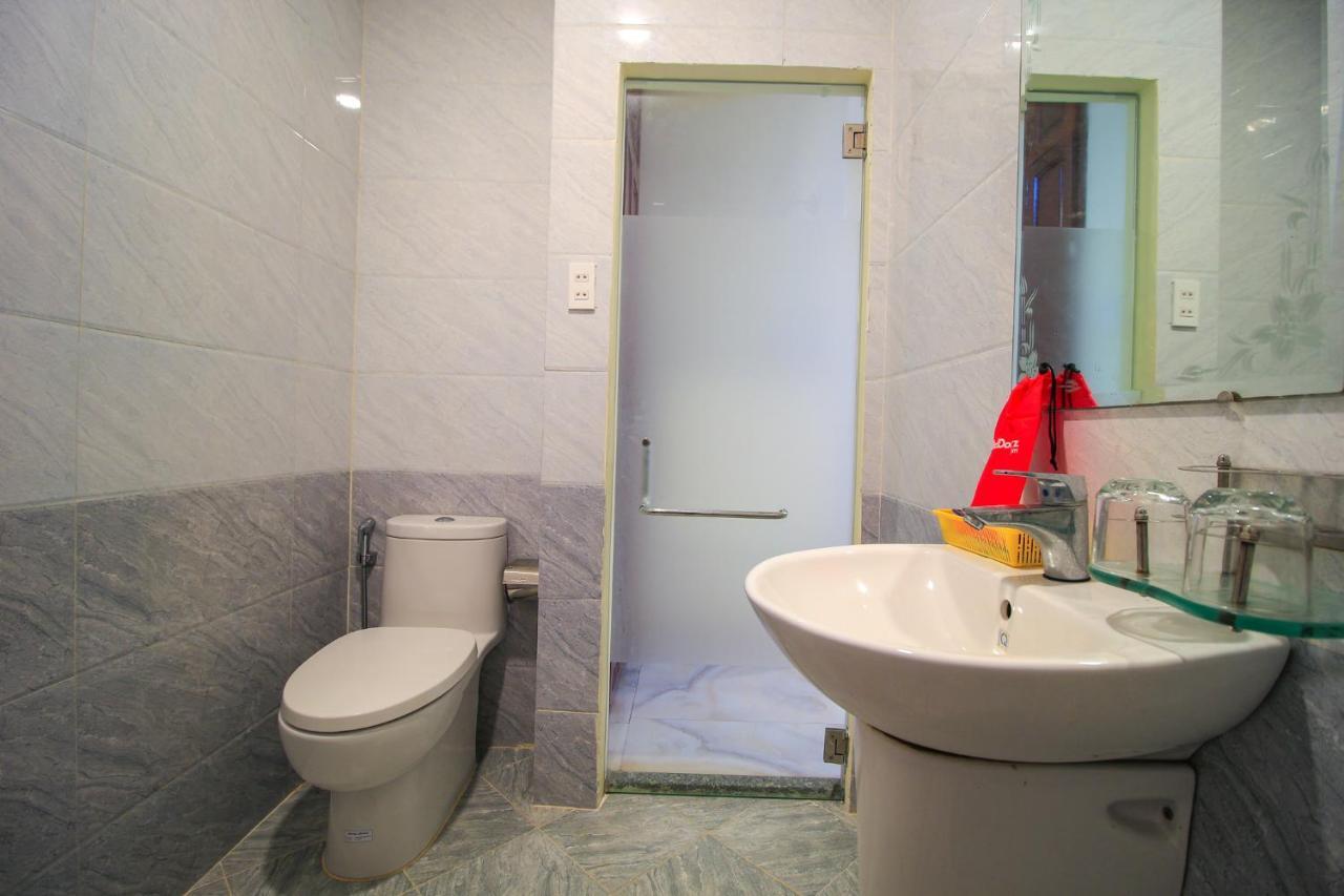 Hotel Reddoorz Plus @ Dong Den Street 3*