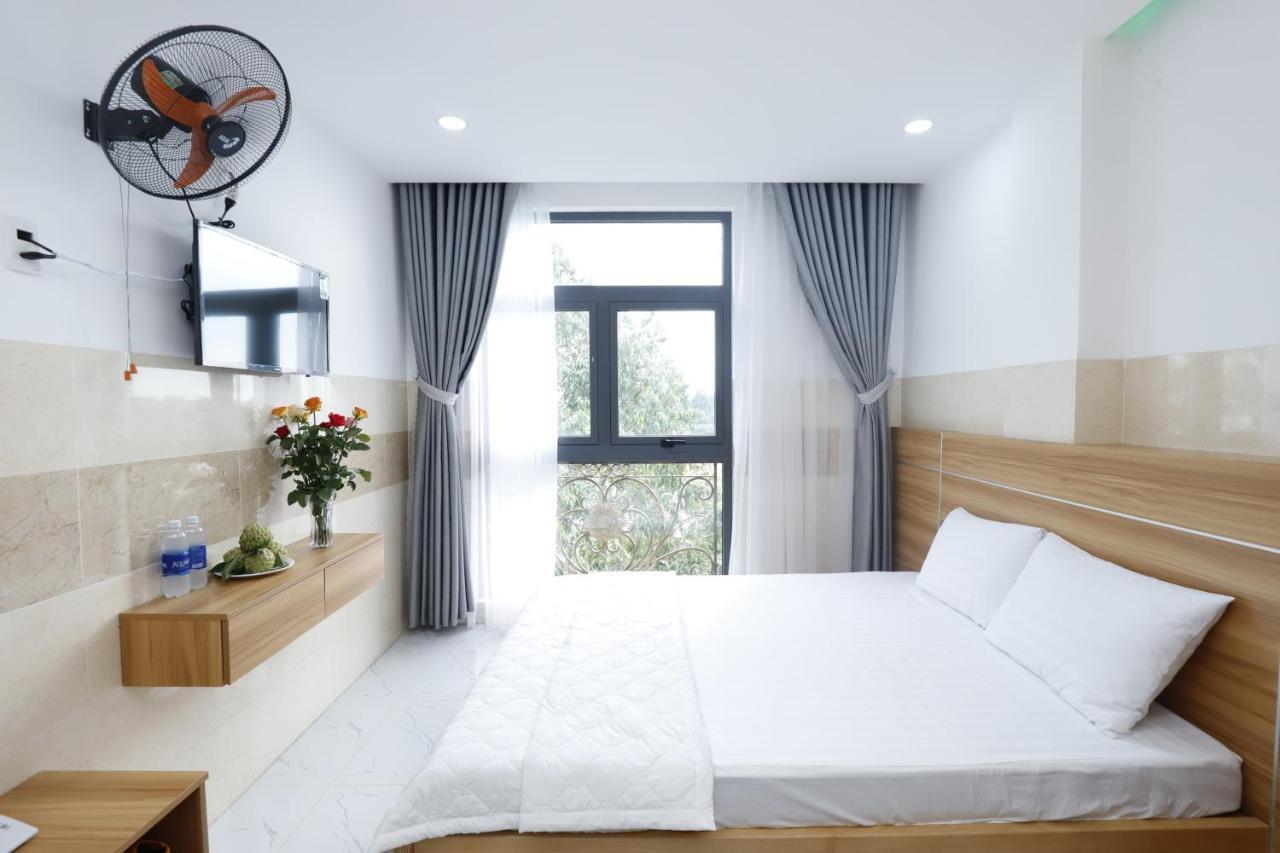 Luxury Hotel