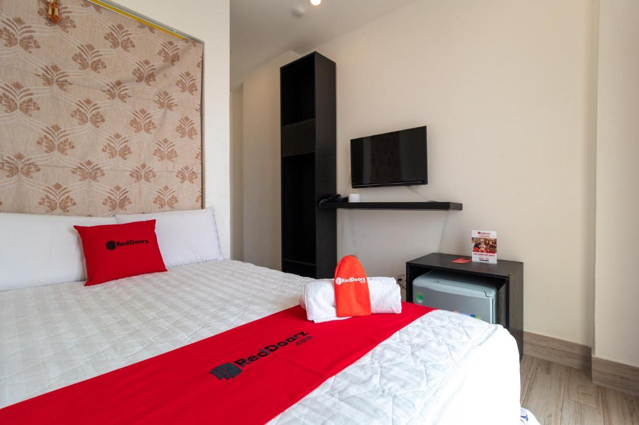 Hotel Reddoorz Near Gia Dinh International Hospital 3 2*
