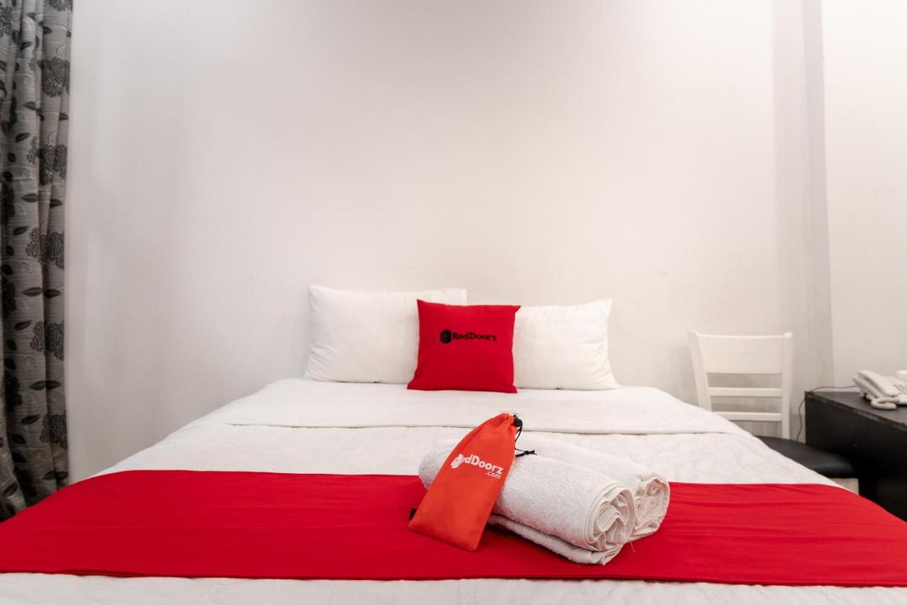 Reddoorz Near Gia Dinh International Hospital 3 2*
