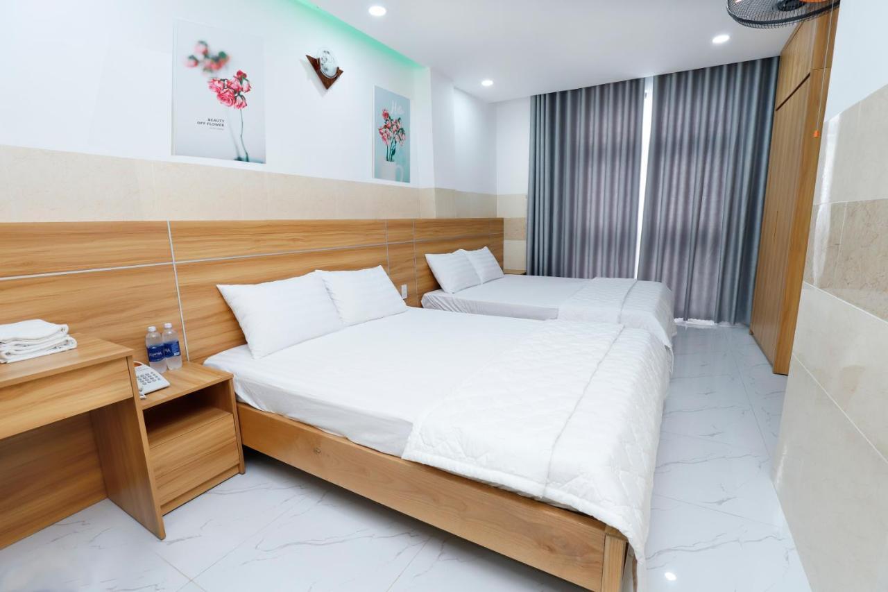 Luxury Hotel