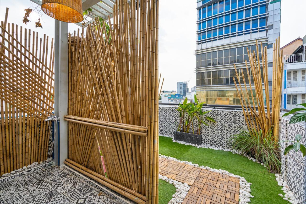 Pis In District 1 Aparthotel