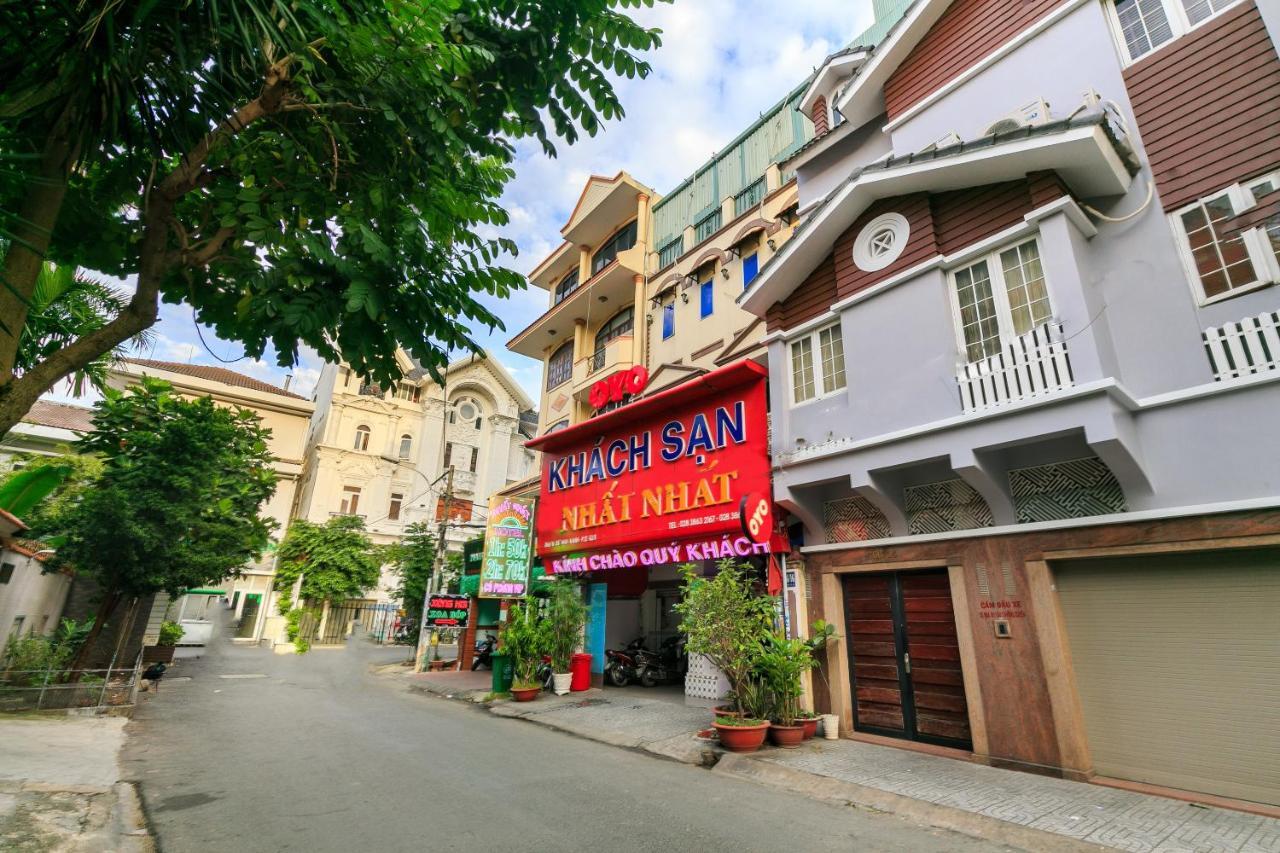 Hotel Oyo 486 Nhat Nhat