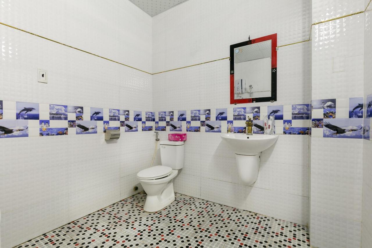 Oyo 486 Nhat Nhat 2* Ho Chi Minh City