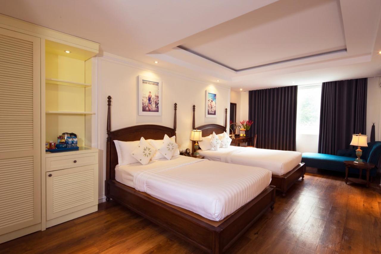 Hotel Alagon & 3*