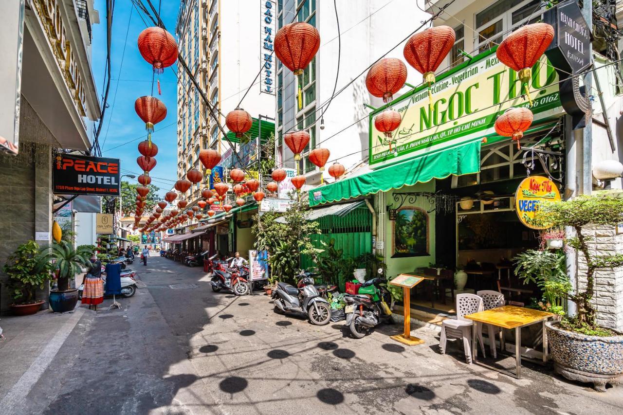 Hanh Chuong Ho Chi Minh City
