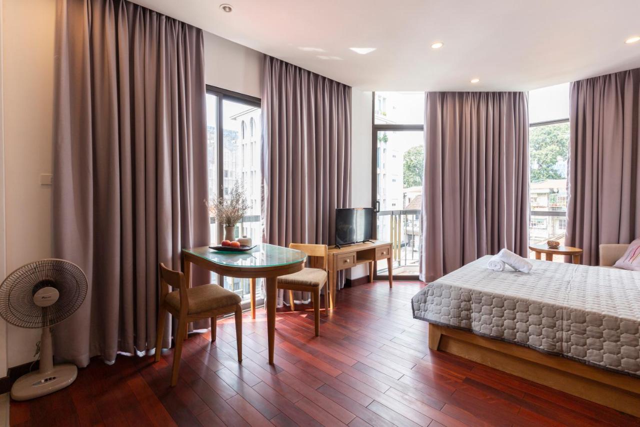 Auhome - Wooden Apartment *