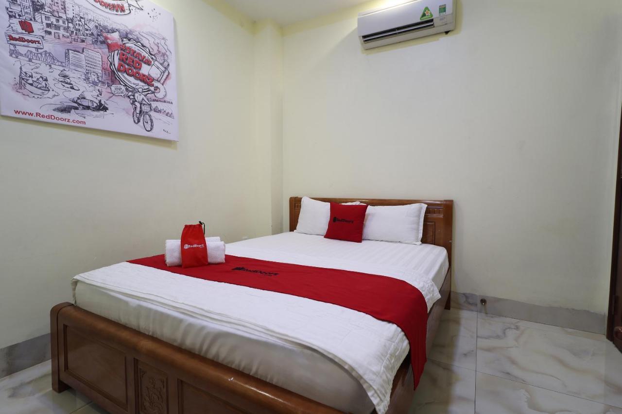 Reddoorz Plus @ Dong Den Street 3*