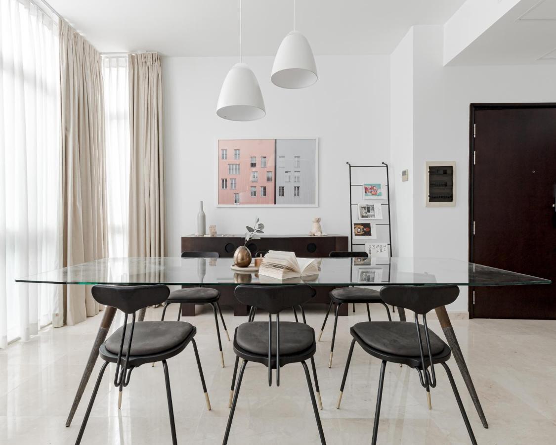 Blue Arch - Luxury Serviced In Saigon Apartment