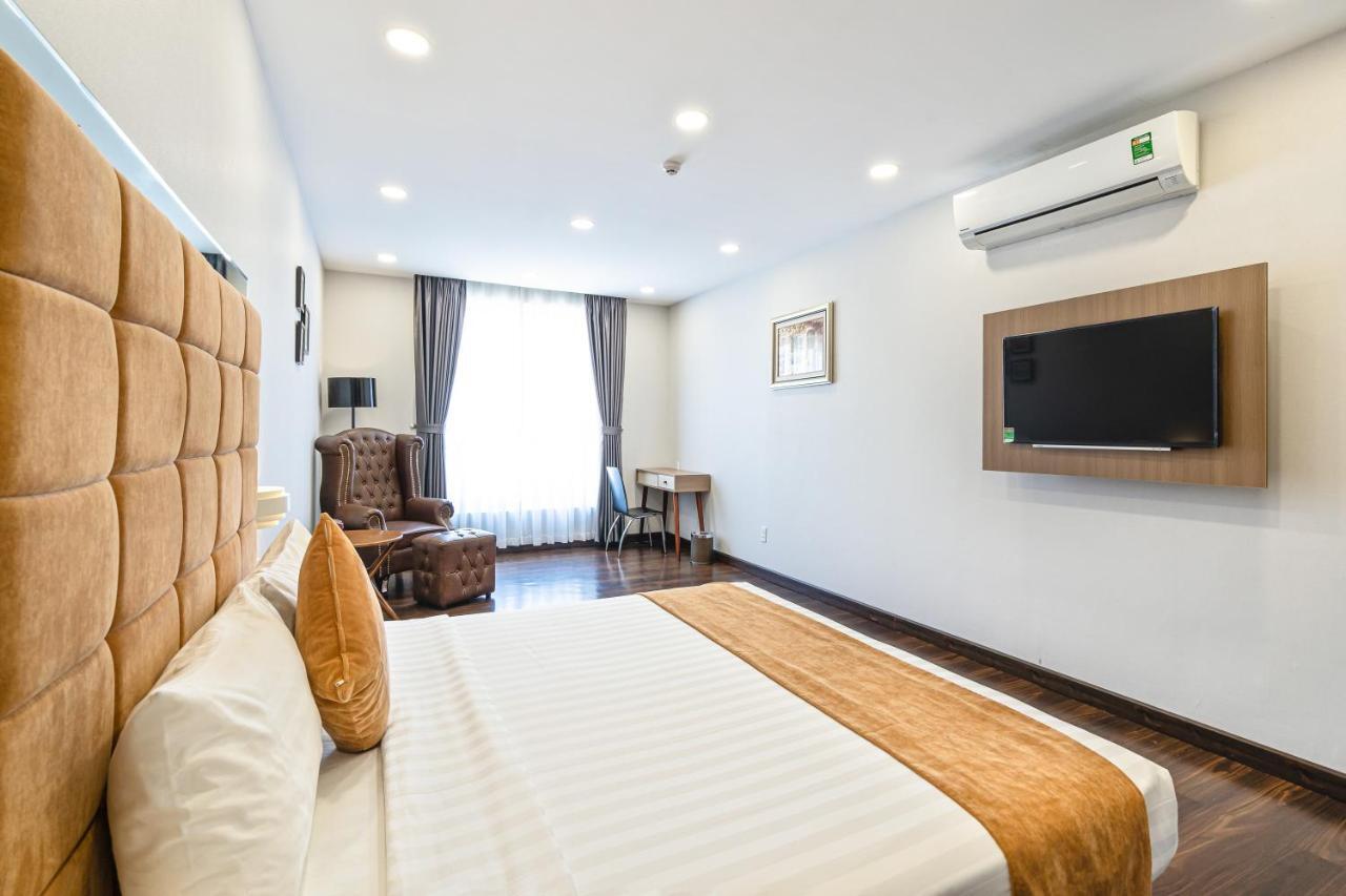 Hotel Emerald