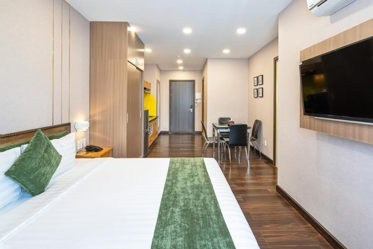 Emerald Hotel