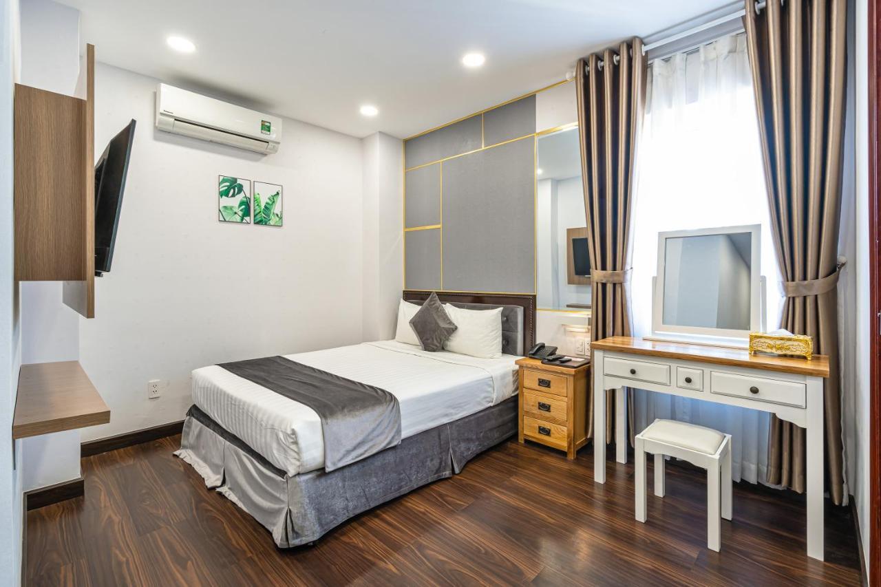 Emerald Hotel 3*