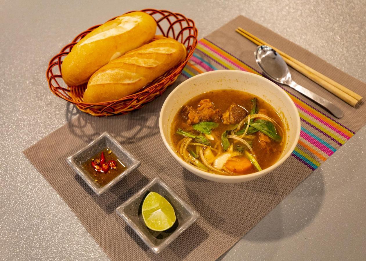 Bed & Breakfast Memory Sai Gon & *