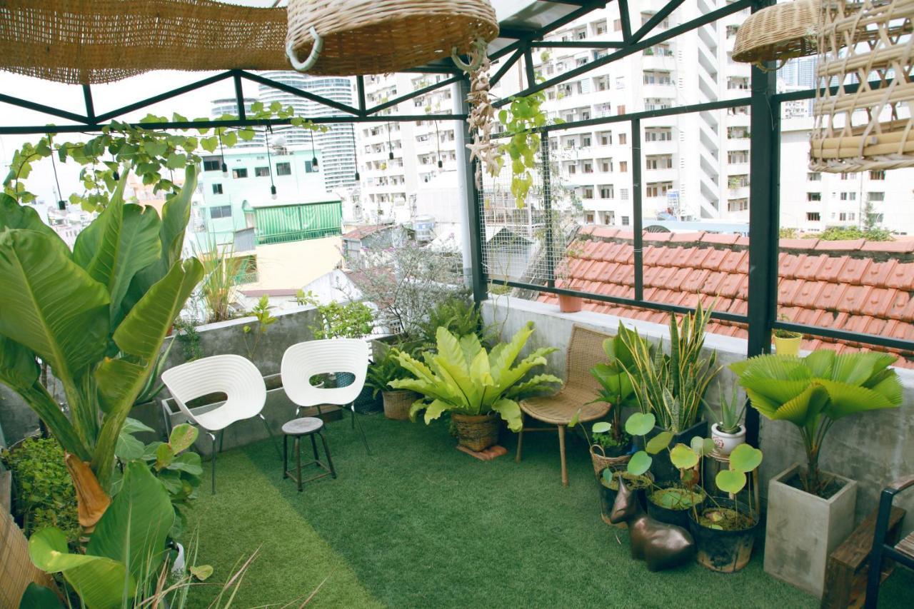 Classy Indochine - The Riverside Hotel