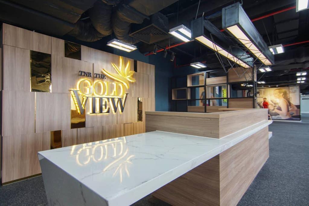 Apartment The Gold Luxury 12 - Infinity Rooftop Pool In *