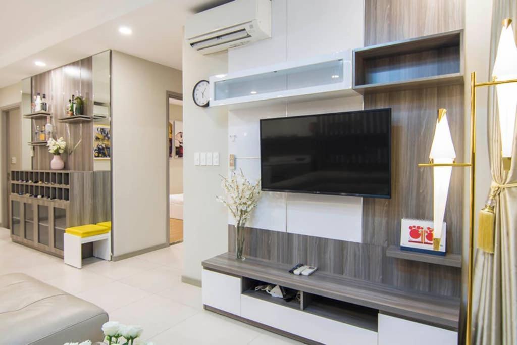 Apartment The Gold Luxury 12 - Infinity Rooftop Pool In