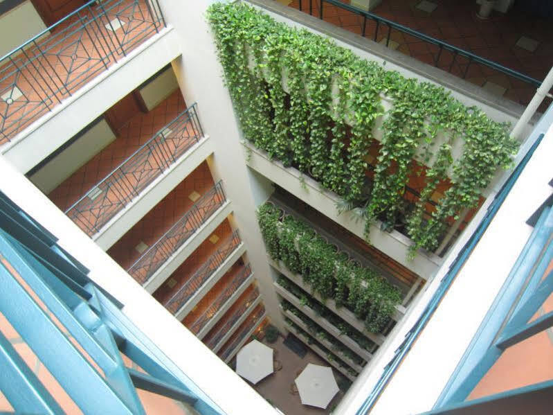 Apartment Saigon Court Serviced