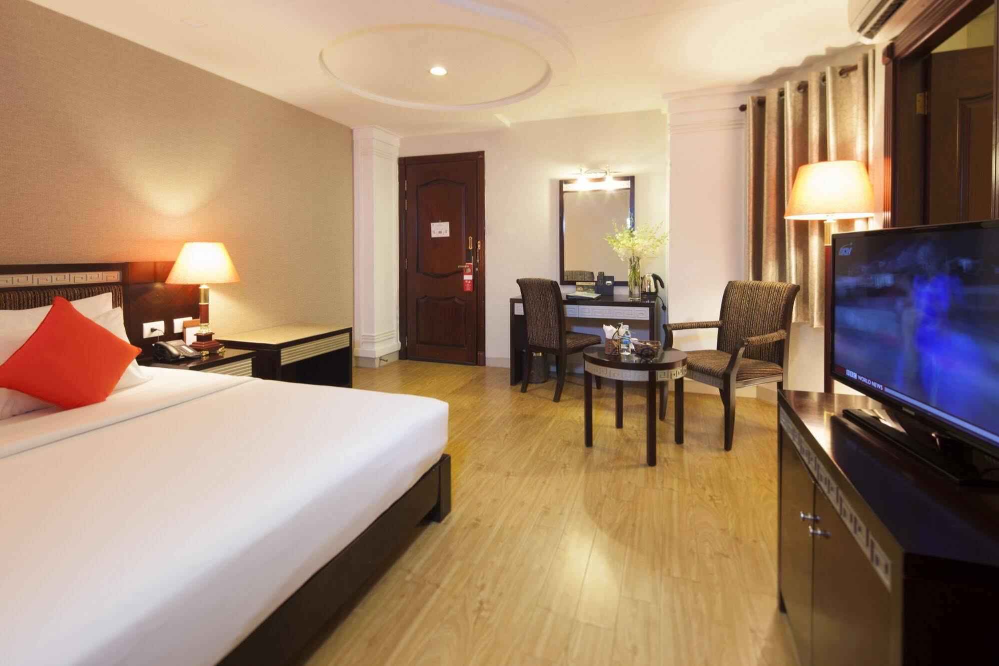 Hotel Alagon &