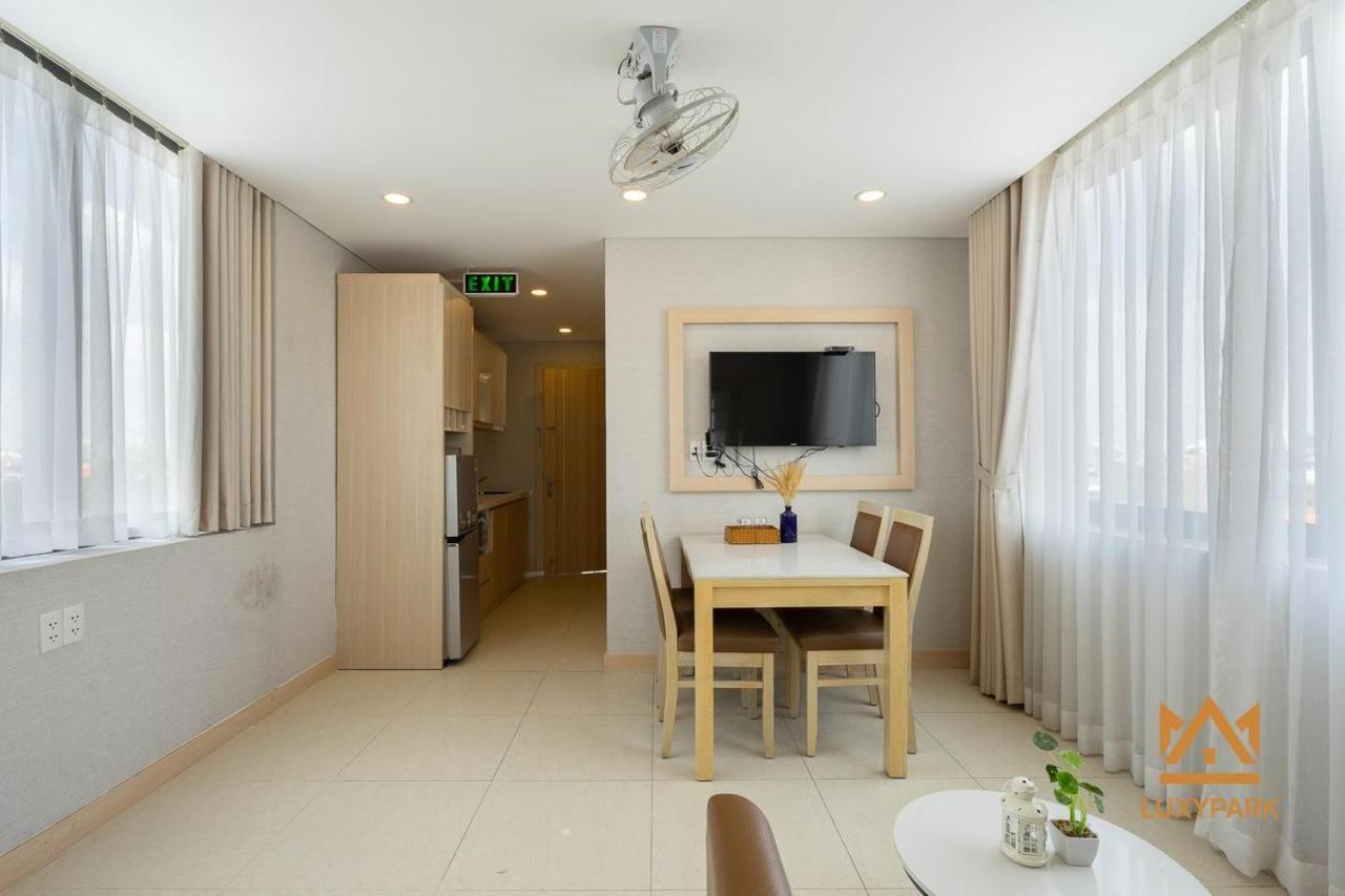 Luxy Park & Apartments-city Centre 3*