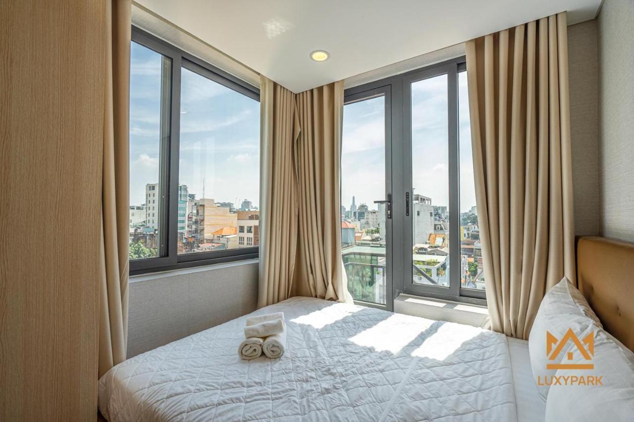Luxy Park & Apartments-city Centre 3*