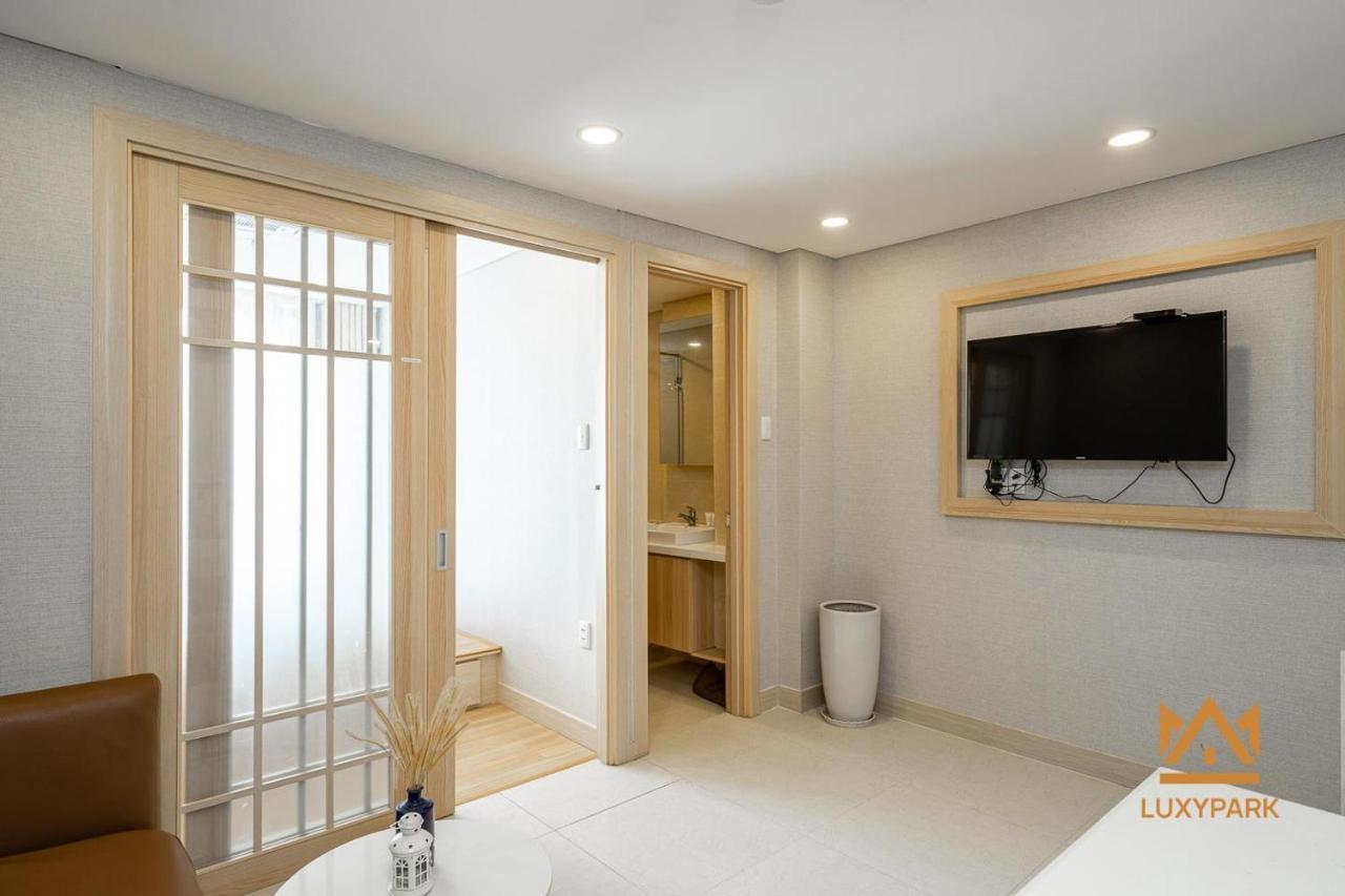 Luxy Park & Apartments-city Centre Ho Chi Minh City