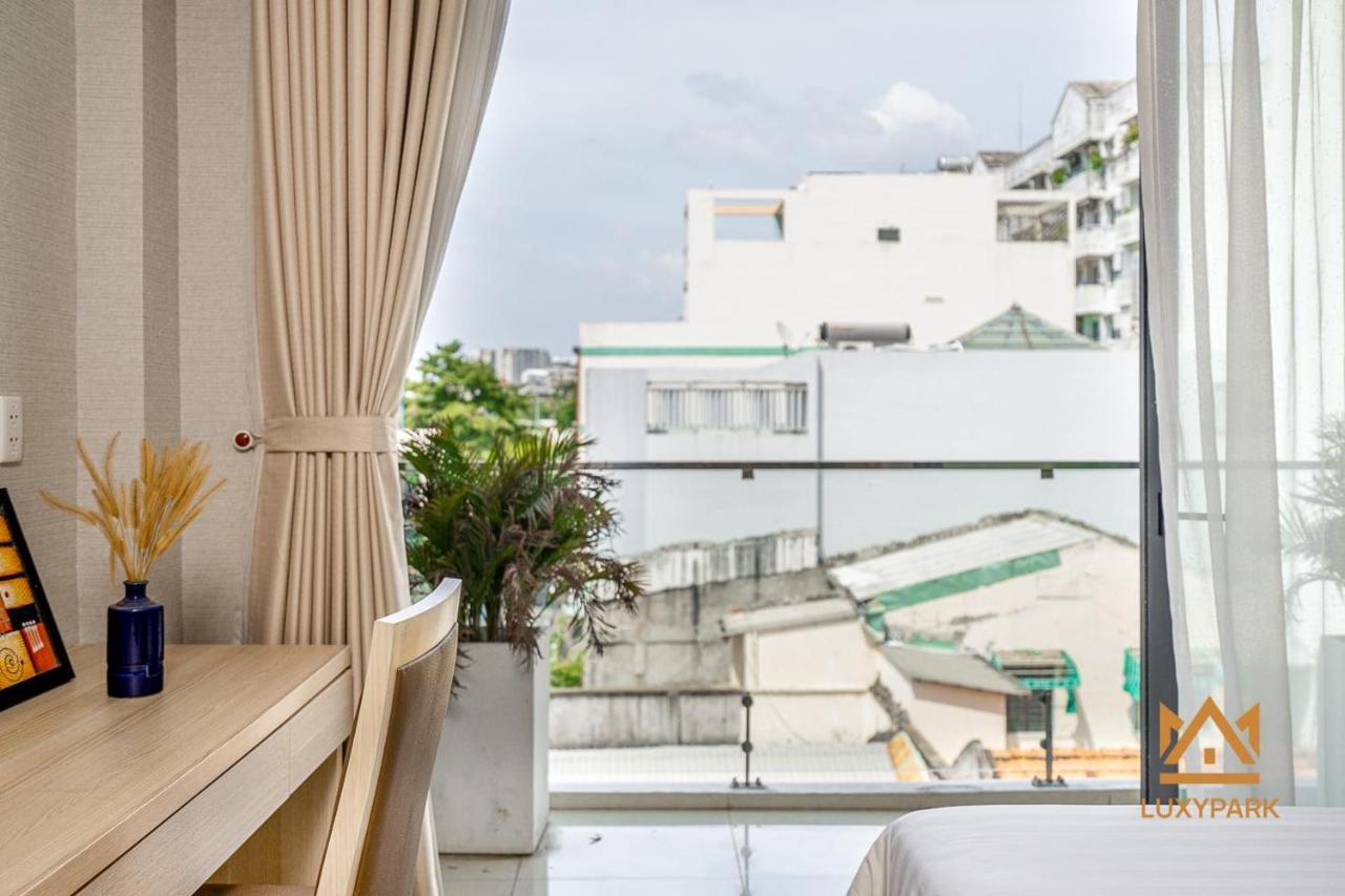 Luxy Park & Apartments-city Centre Aparthotel 3*