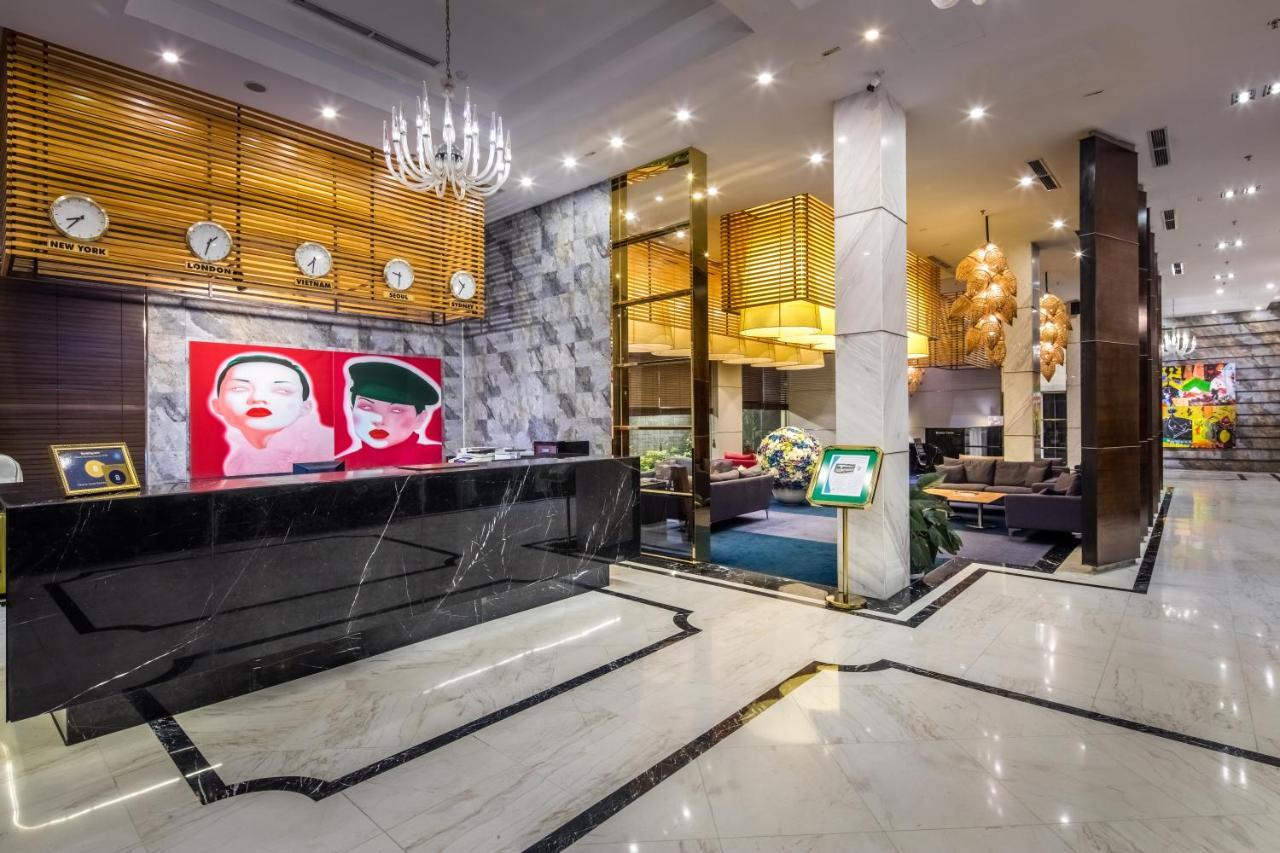 Hotel Charm Saigon 4*