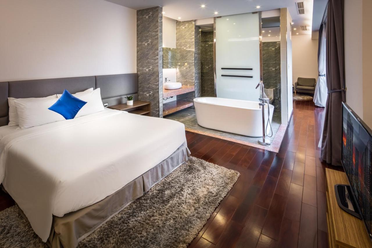 Hotel Charm Saigon