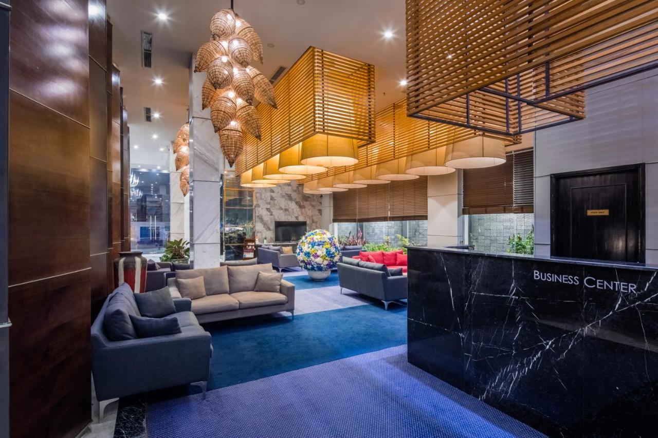 Charm Saigon 4*