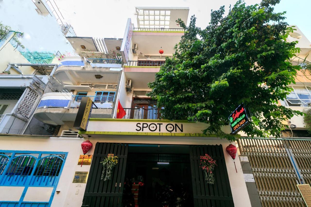 Spot On 710 Sakura Cholon Hotel 2*
