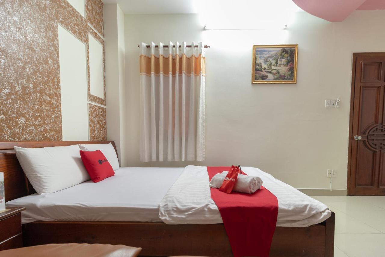 Reddoorz Near Tan Huong Market 2 2*