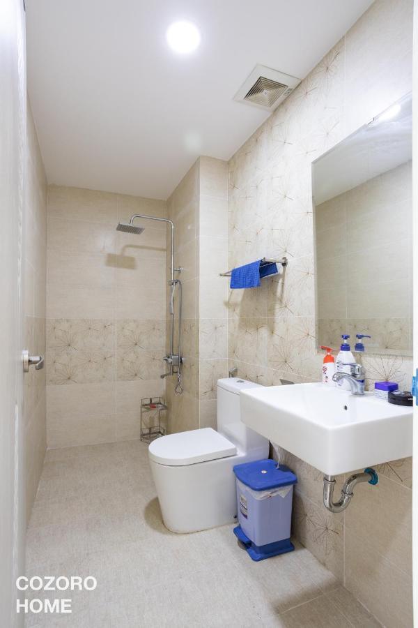 Cozoro 4 - Luxury 2br & Free Pool & Gym Ho Chi Minh City