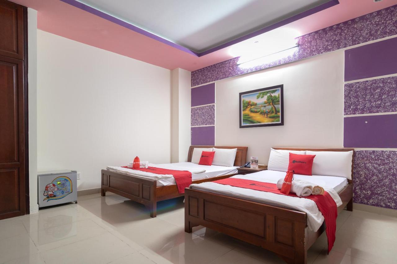 Hotel Reddoorz Near Tan Huong Market 2 Ho Chi Minh City